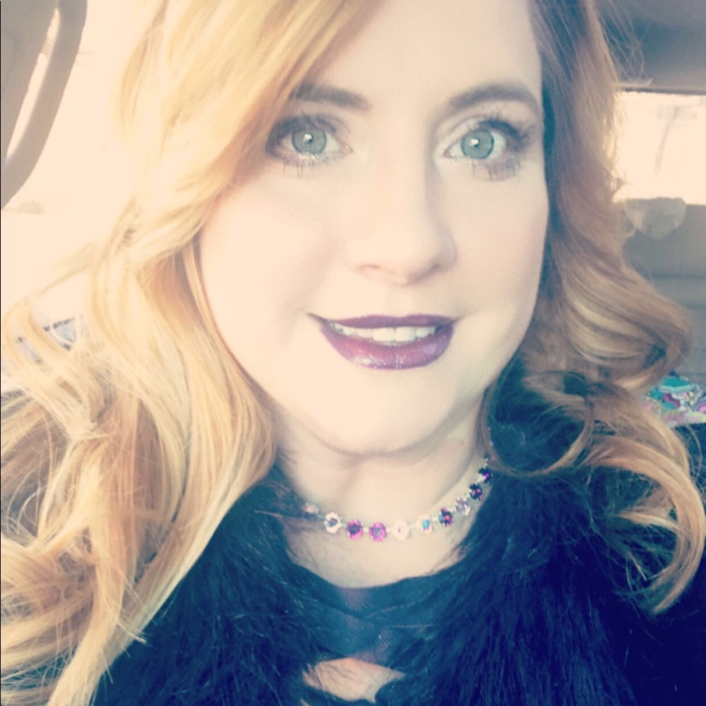 Meet your Posher, Renee
